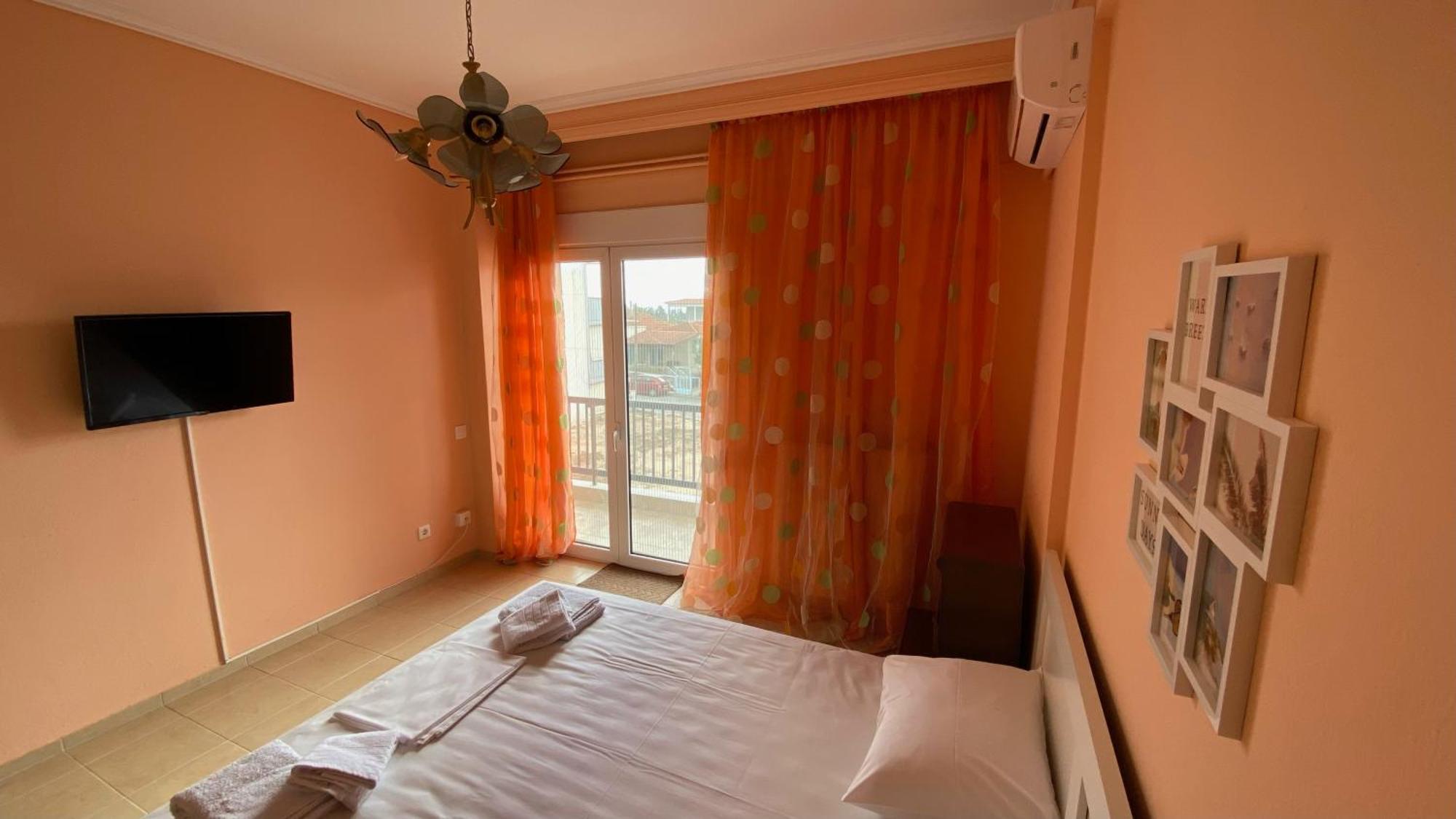 Family Apartment 尼亚·蒙达尼亚 外观 照片